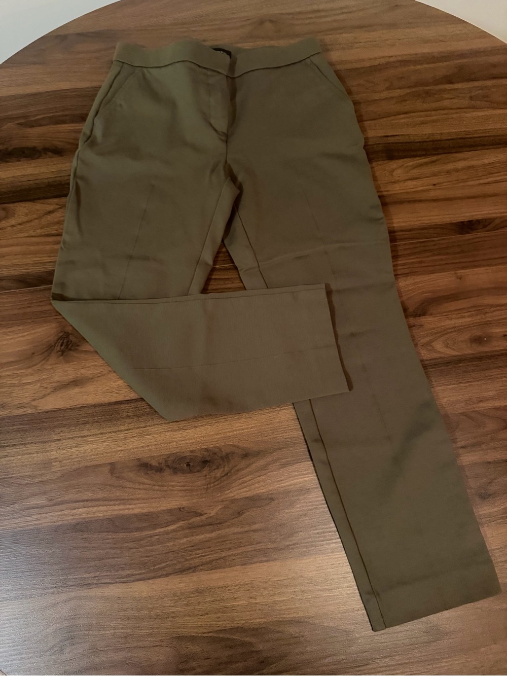 Banana Republic Sage Green Capri Pants